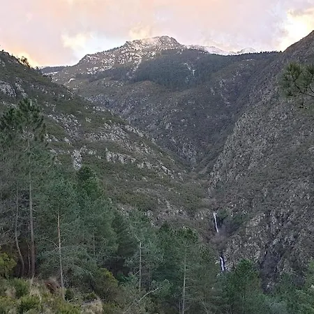 Cantinho Dos Montes